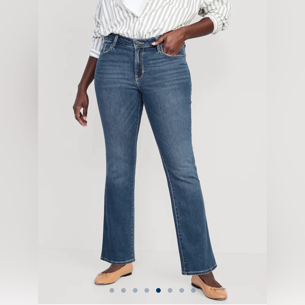 Old Navy Mid Rise Kicker Boot Cut Jeans size 18